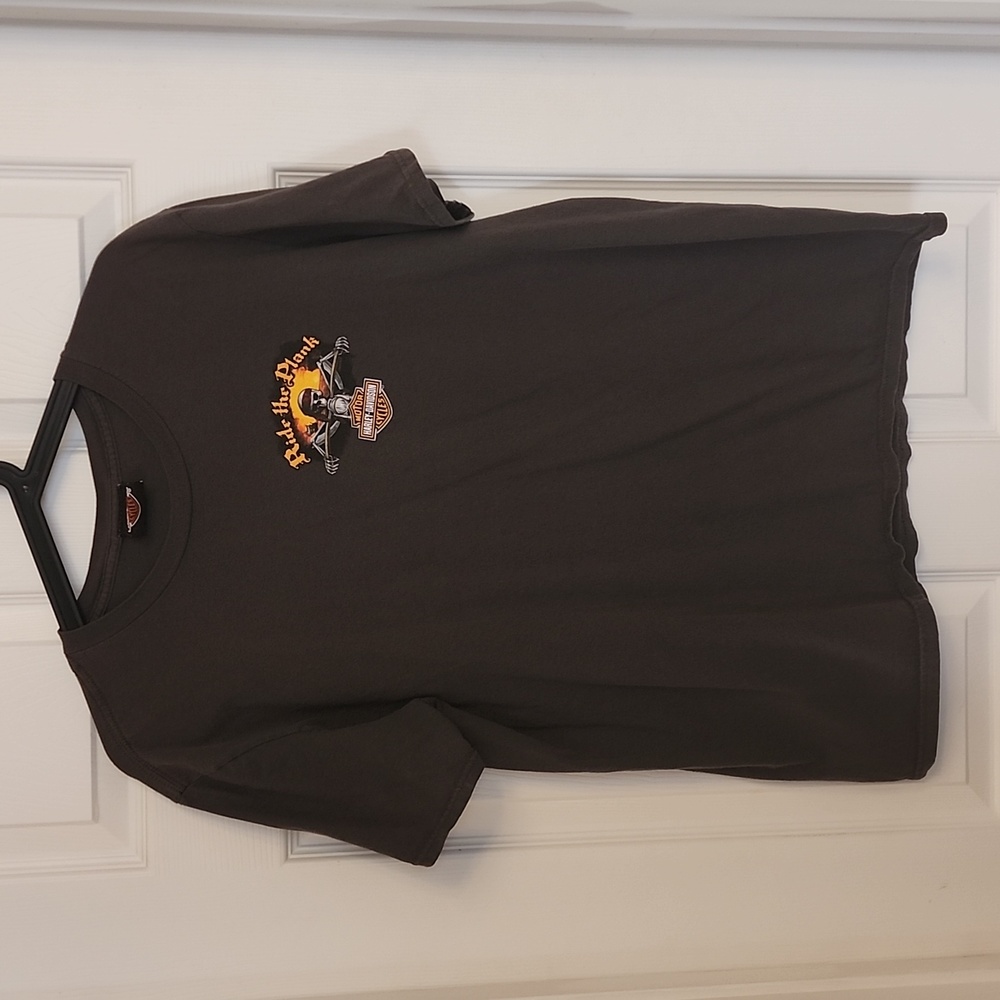 VTG Harley Davidson Motorcycles. Cayman Islands. Size L.